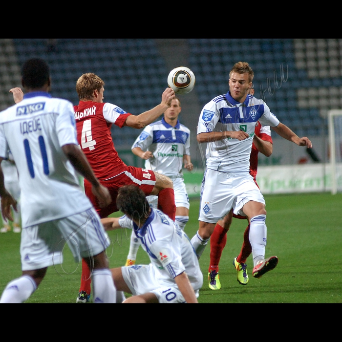 Чемпіонат України з футболу.
Динамо - Кривбас - 1:0
Гол: Ярмоленко, 50
