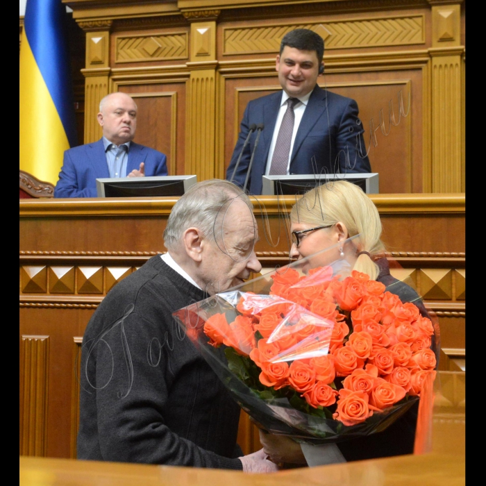 28 березня 2016 р. Пленарне засідання Верховної Ради України. День народження Романа Шухевича, Гройсман, Тимошенко