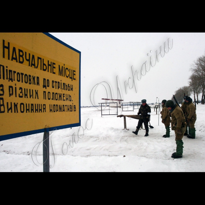 Біла Церква.
Голова Комітету Верховної Ради України з питань промислової і регуляторної політики та підприємництва Наталія Королевська відвідала 72-у окрему гвардійську  Красноградсько-Київську ордена Червоного Прапора механізовану бригаду з нагоди Дня захисника Вітчизни.