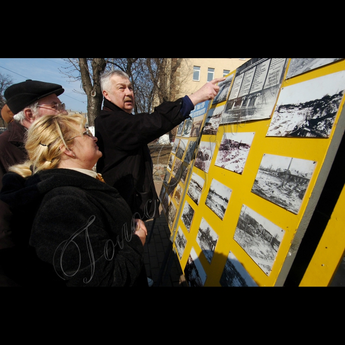 У Києві відбулися жалобні заходи до 50-річчя Куренівської трагедії.

Біля Подільського трамвайного депо пройшов традиційний мітинг-панахида за загиблими.

Після завершення панахиди, столичні електротранспортники, ветерани трамвайного депо, очевидці трагедії та представники міської влади взяли участь у відкритті Пам’ятного знаку на честь загиблих на території Державного історико-меморіального Лук'янівського заповідника.
