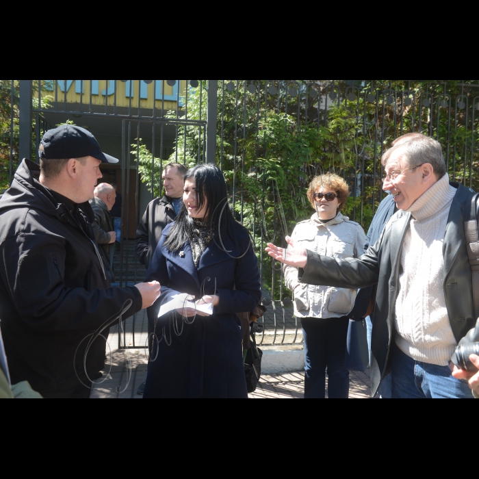 Біля Шевченківського районного управління поліції в м. Києві відбулася акція під гаслами «Зупиніть будівельний терор!» та «Припиніть фабрикувати справи проти активістів!» 