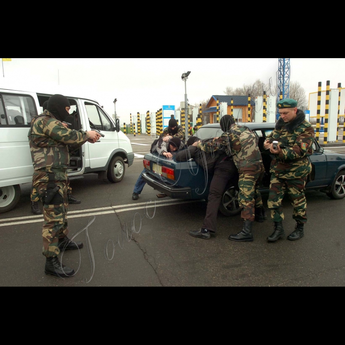 На Харківщині  відбувся міждержавний тренінг  з практичної апробації
новацій у системі охорони кордону та прикордонного контролю
на українсько-російській ділянці кордону.