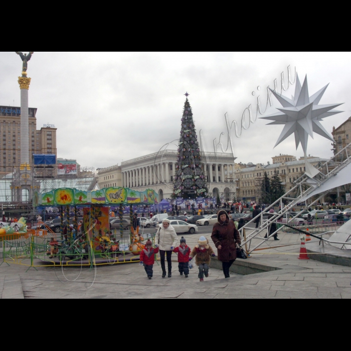 Київ, Майдан Незалежності, перед Новим роком.