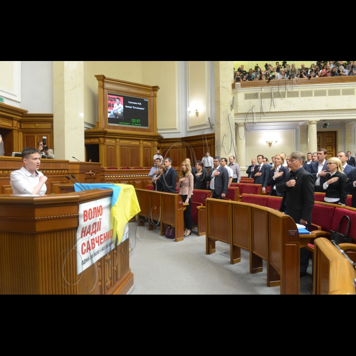 31 травня 2016 р. Пленарне засідання Верховної Ради України. Надія Савченко 