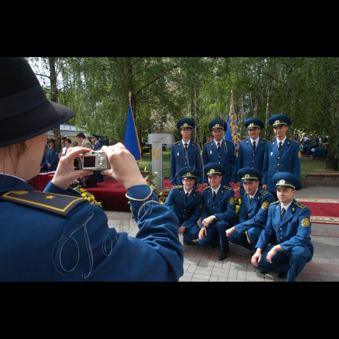 25 червня 2010 у Державній митній службі України відбулося святкування Дня митної служби України за участю Президента України Віктора Януковича. У рамках урочистостей було вручено дипломи випускникам Академії митної служби України.