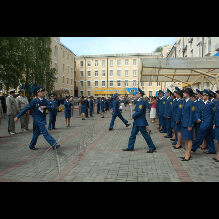 25 червня 2010 у Державній митній службі України відбулося святкування Дня митної служби України за участю Президента України Віктора Януковича. У рамках урочистостей було вручено дипломи випускникам Академії митної служби України.