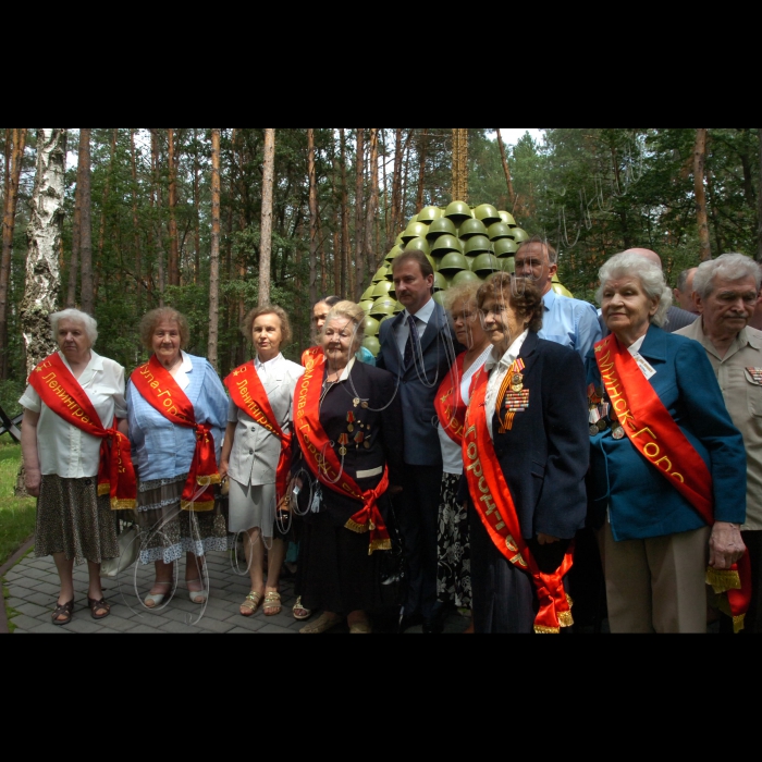 12 липня 2010 відбулася поїздка до пам’ятних місць колишнього Київського військового укріпрайону -- «Поясу бойової слави міста-героя Києва», присвячена 69-й річниці початку героїчної оборони м. Києва у 1941 році.