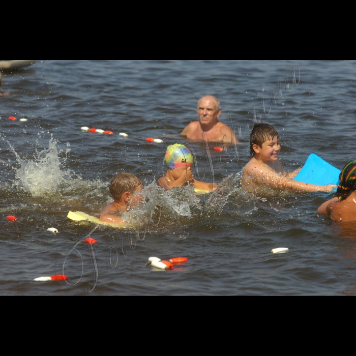 19 липня 2010 Київ. Гідропарк. Спека.