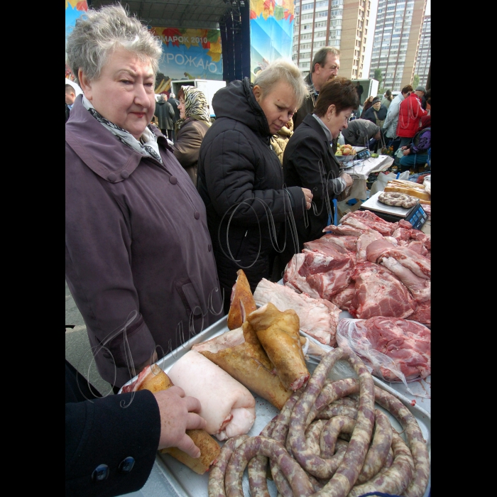 9 жовтня 2010 сільськогосподарський ярмарок у Печерському районі столиці.
