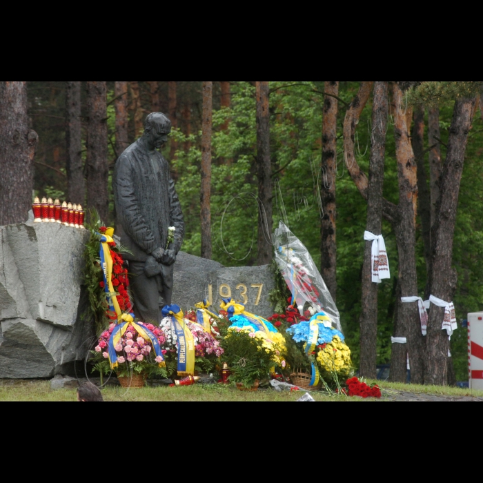 16 травня 2010 відбулися заходи із вшанування пам'яті жертв комуністичних репресій на території Національного історико-меморіального заповідника 