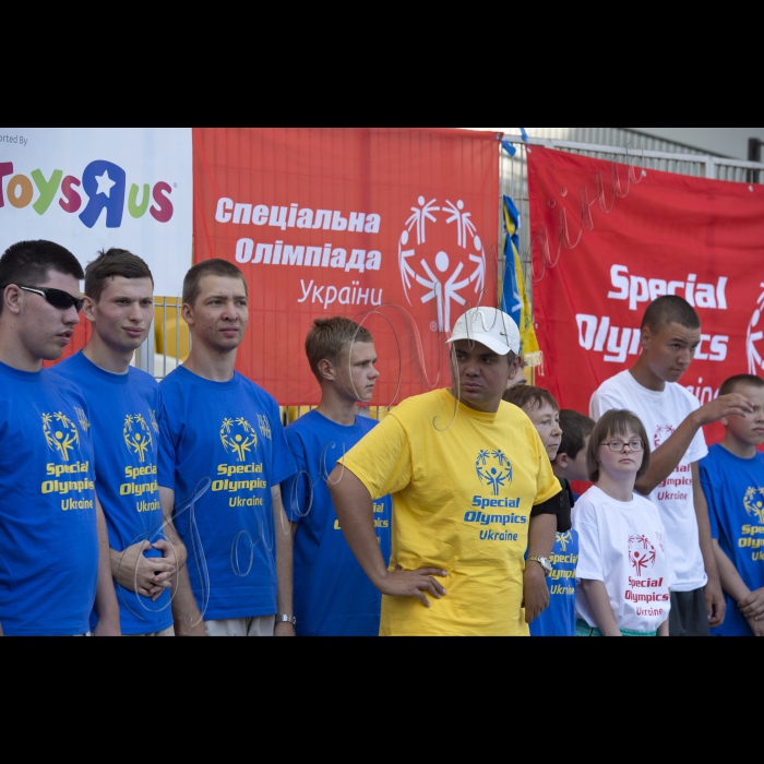 14 липня 2016 Спеціальна Олімпіада України (СОУ) провела День бігу СОУ - Відкритий регіональний турнір з легкої атлетики на головній спортивній арені країни – НСК «Олімпійський» в Києві. Змагання з бігу на 100 і 800 метрів. 30 легкоатлетів СОУ з 6 областей України.