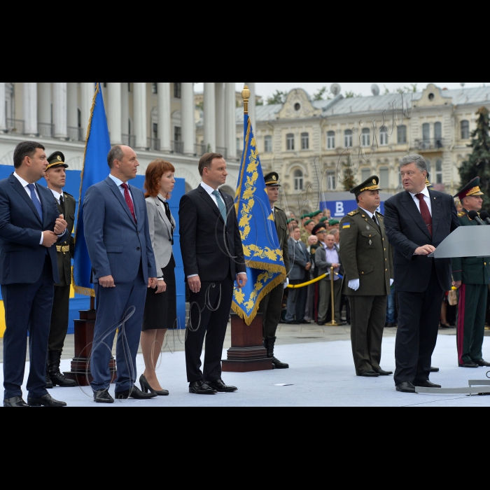 24 серпня 2016 Голова Верховної Ради України Андрій Парубій взяв участь в урочистостях з нагоди святкування 25-ї річниці Незалежності України.
Було вшановано пам’ять Героїв Небесної Сотні, а також проведено 