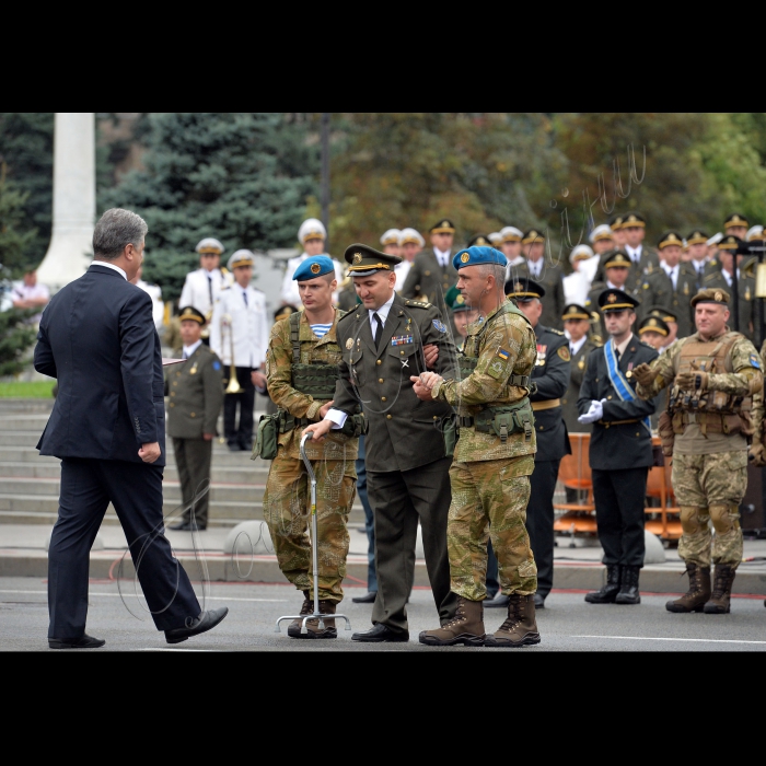 24 серпня 2016 Голова Верховної Ради України Андрій Парубій взяв участь в урочистостях з нагоди святкування 25-ї річниці Незалежності України.
Було вшановано пам’ять Героїв Небесної Сотні, а також проведено 