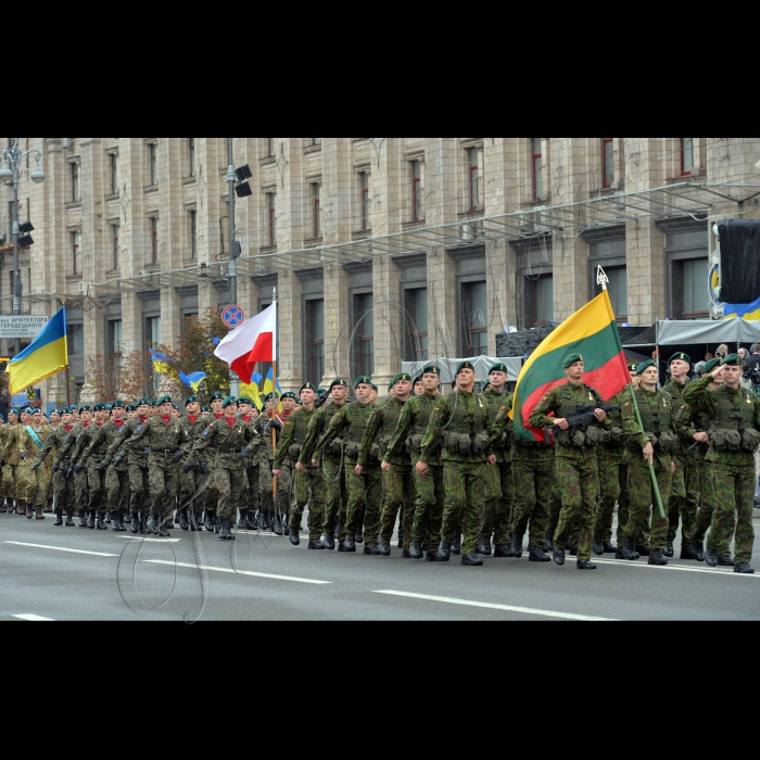 24 серпня 2016 Голова Верховної Ради України Андрій Парубій взяв участь в урочистостях з нагоди святкування 25-ї річниці Незалежності України.
Було вшановано пам’ять Героїв Небесної Сотні, а також проведено 