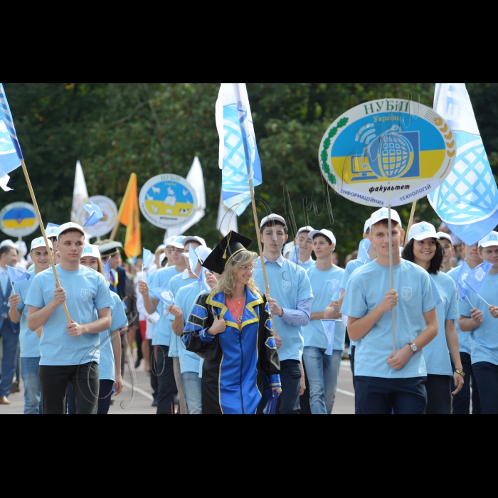 1 вересня 2016 Національний університет біоресурсів і природокористування України. День знань.
119-й раз гостинно відкрив свої аудиторії, лабораторії для студентів і викладачів, аспірантів і докторантів. Це свято, адже в основі будь-якої справи, професії лежать знання і науковий пошук. В них сила творіння, добра, суспільної злагоди, що дають людині впевненість і свободу у виборі життєвого шляху, можливість домогтися успіху і реалізувати свої здібності.