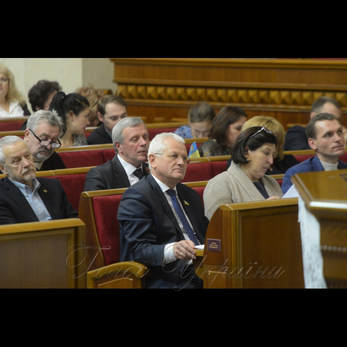 16 листопада 2016 парламентські слухання на тему: «Про стан та проблеми фінансування освіти і науки в Україні».
Перший заступник голови Комітету Верховної Ради України з питань науки і освіти Олександр Співаковській.