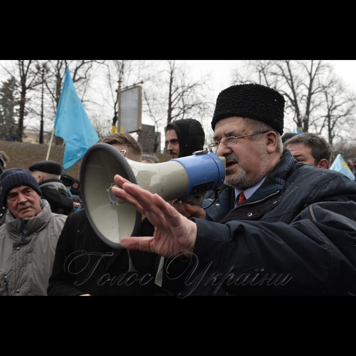 26 лютого 2017 КИЇВ. У столиці відбувся Марш солідарності з кримськотатарським народом, українцями і людьми інших національностей, які проживають в тимчасово окупованому Росією Криму. 
Народний депутат України, голова Меджлісу кримськотатарського народу Рефат Чубаров.