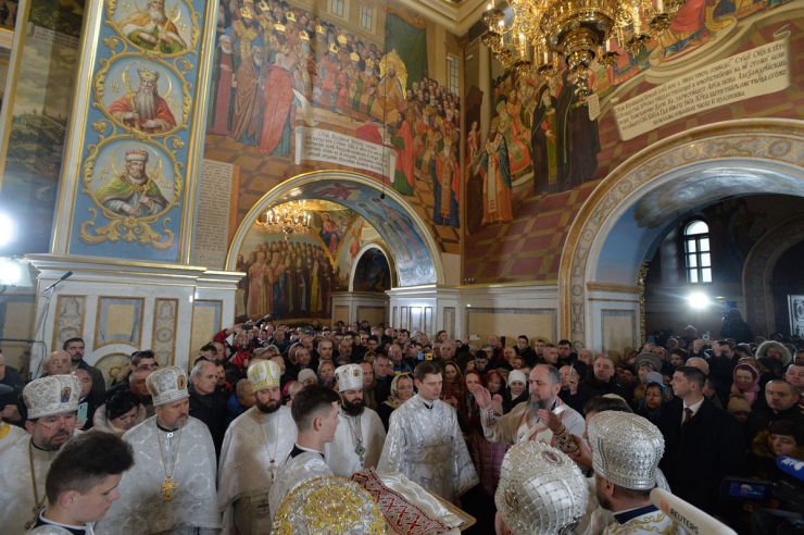 Предстоятель ПЦУ митрополит Київський і всієї України Епіфаній у свято Різдва Христового за юліанським календарем, 7 січня, провів богослужіння в Успенському соборі Києво-Печерської лаври.