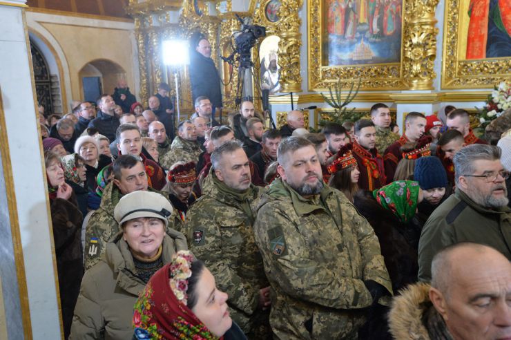 Предстоятель ПЦУ митрополит Київський і всієї України Епіфаній у свято Різдва Христового за юліанським календарем, 7 січня, провів богослужіння в Успенському соборі Києво-Печерської лаври.