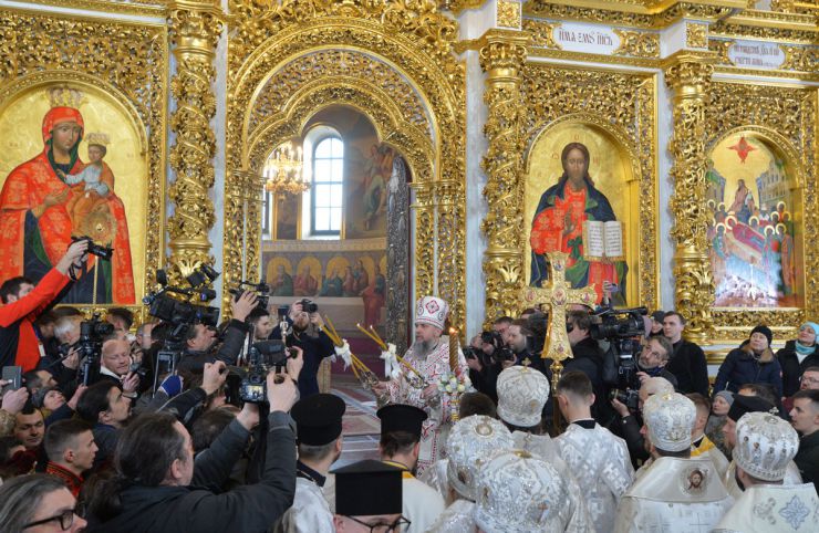 Предстоятель ПЦУ митрополит Київський і всієї України Епіфаній у свято Різдва Христового за юліанським календарем, 7 січня, провів богослужіння в Успенському соборі Києво-Печерської лаври.