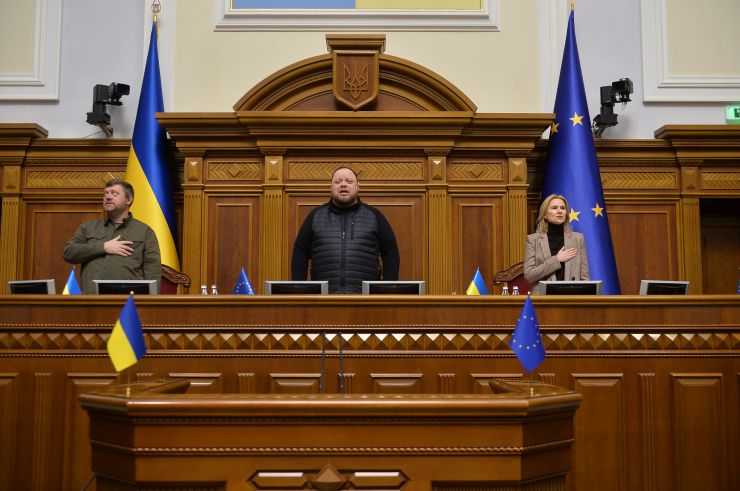 Пленарне засідання Верховної Ради України.

Виступає Спікер Сейму Латвійської республіки Едвардс Смілтенс. Руслан Стефанчук
