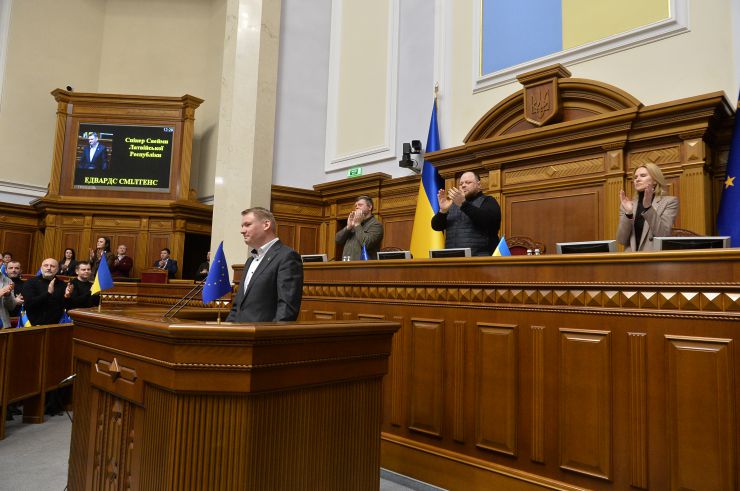 Пленарне засідання Верховної Ради України.

Виступає Спікер Сейму Латвійської республіки Едвардс Смілтенс
