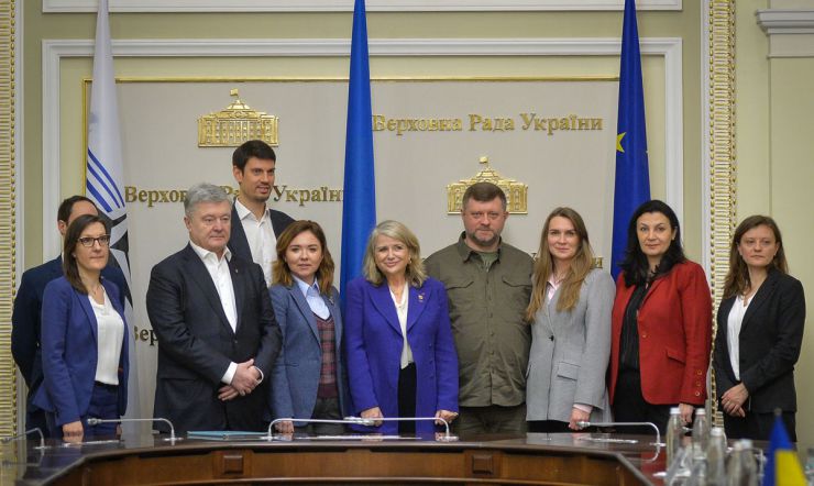 Перший заступник Голови Верховної Ради України Олександр Корнієнко взяв участь у робочій зустрічі Міжпарламентської ради Україна-НАТО з Президенткою Парламентської Асамблеї НАТО Жоель Гарріо-Майлям.