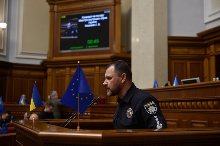 
Пленарне засідання Верховної Ради України.

Володимир Зеленський виступив у Верховній Раді України.
Верховна Рада України на пленарному засіданні 7 лютого прийняла 4 Закони, 3 законопроекти і 5 Постанов
 
В цілому прийнято Закони:
 
- про затвердження Указу Президента України 