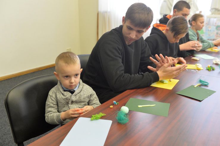 Просвітницький захід до дня Святого Миколая для дітей з малозабезпечених сімей та дітей-сиріт з прифронтових територій України, організований Освітнім центром Верховної Ради України спільно з ГО «Петро і Мазепа»