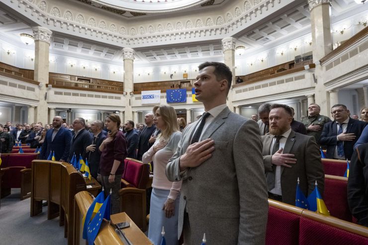 Пленарне засідання Верховної Ради України 
У Верховній Раді виступила Президентка Парламентської асамблеї ОБСЄ Піа Каума.
Верховна Рада підтримала законопроєкти про продовження загальної мобілізації та воєнного стану.
Виступ Голови Народних Зборів Республіки Болгарія Росена Желязкова
