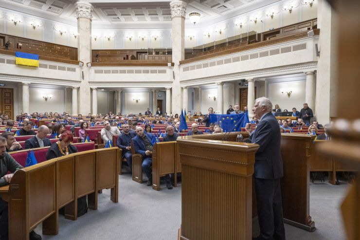 Пленарне засідання Верховної Ради України.
Виступ Віцепрезидента Європейської Комісії Жозепа Борреля.  
Верховна Рада схвалила у першому читанні законопроєкт про мобілізацію. Боррель
