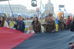 На свято Покрови, Всеукраїнське об’єднання «Свобода» провело в Києві традиційний Марш слави Героїв за визнання воїнів Української Повстанської Армії борцями за незалежність Української держави. 