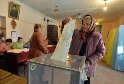 Тернопільска обл. Підгаєцкий район с.Гнильче.  виборча дільниця № 610790 одномандатного виборчого округа № 165