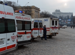 Київ. Тривають сутички на вулиці Грушевського між євро-мітингувальниками та міліцією.