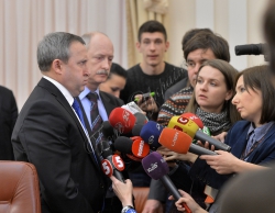 Київ. Відбулося перше засідання нового складу Кабінету Міністрів України під головуванням  Прем'єр-міністра  Арсенія Яценюка.