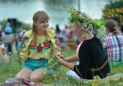 Всеукраїнський фольклорний фестиваль «Купальські роси»  вп’яте  пройшов у селі Немиринці Ружинського району Житомирської області.