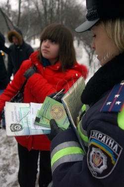 Профілактичні бесіди з школярами працівників ДАІ «Увага, діти на дорогах» у Печерському районі столиці