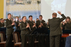 У Колонній залі КМДА відбулась подія, присвячена соціальному проекту «Згадай про ALMA MATER. Подякуй за освіту».